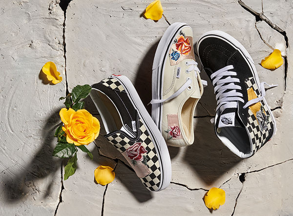 VANS "STAIN PATCHWORK PACK" (バンズ "サテン パッチワーク パック")