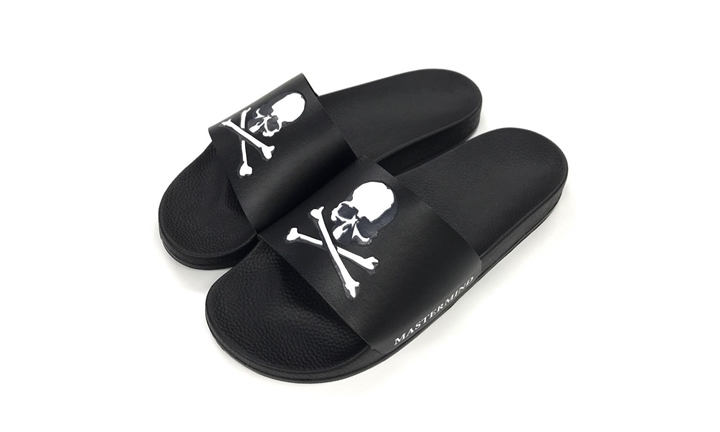 9/1発売！mastermind WORLD “Debossed Slide Sandal” (マスターマインド ワールド “ディボスドサンダル﻿”)