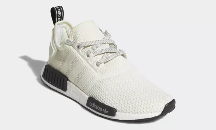 adidas Originals NMD_R1 “Off White/Carbon” (アディダス オリジナルス カラード エヌ エム ディー “オフホワイト/カーボン”) [D97215]