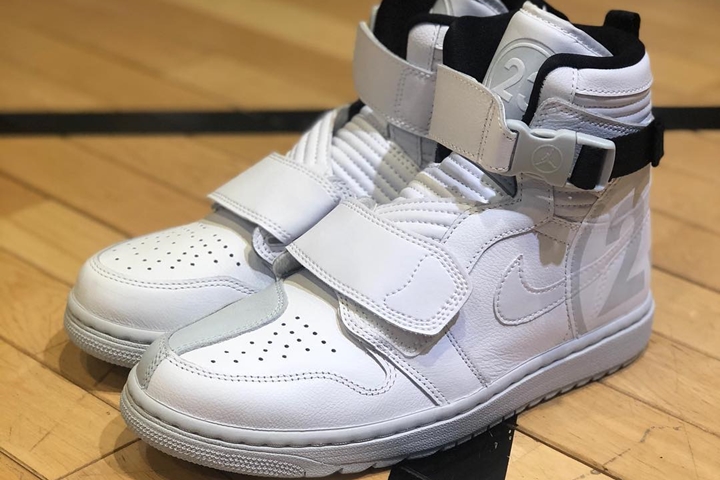 ナイキ エア ジョーダン 1 モト ホワイト/グレー (NIKE AIR JORDAN 1 MOTO "White/Grey")