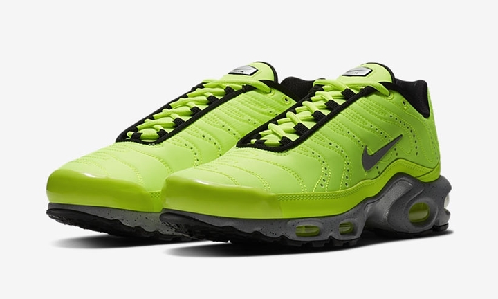 【オフィシャルイメージ】10/5発売！ナイキ エア マックス プラス プレミアム “フル ボルト” (NIKE AIR MAX PLUS PREMIUM “Full Volt”) [815994-700]