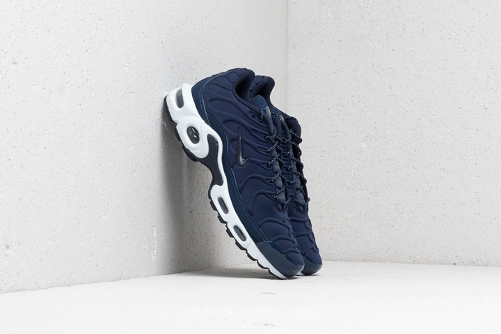 ナイキ エア マックス プラス SE "ミッドナイト ネイビー/ホワイト” (NIKE AIR MAX PLUS SE “Midnight Navy/White”) [918240-401]