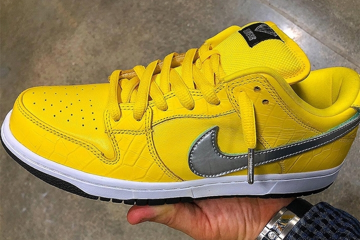 nike diamond dunk yellow