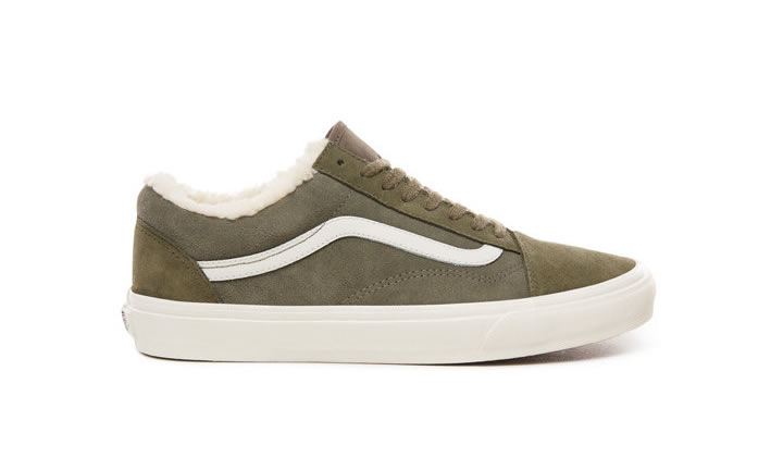 アッパーにスエードを使用し、シェルパライニングを採用した VANS OLD SKOOL SUEDE/SHERPA "DUSTY OLIVE" (バンズ オールドスクール "ダスティ オリーブ")