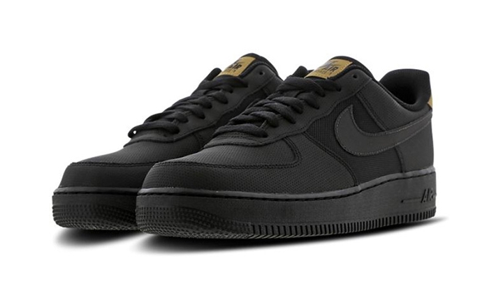 Footlocker限定！ナイキ エア フォース 1 ロー “ブラック/メタリックゴールド” (NIKE AIR FORCE 1 LOW “Black/Metallic Gold”) [BV0324-001]