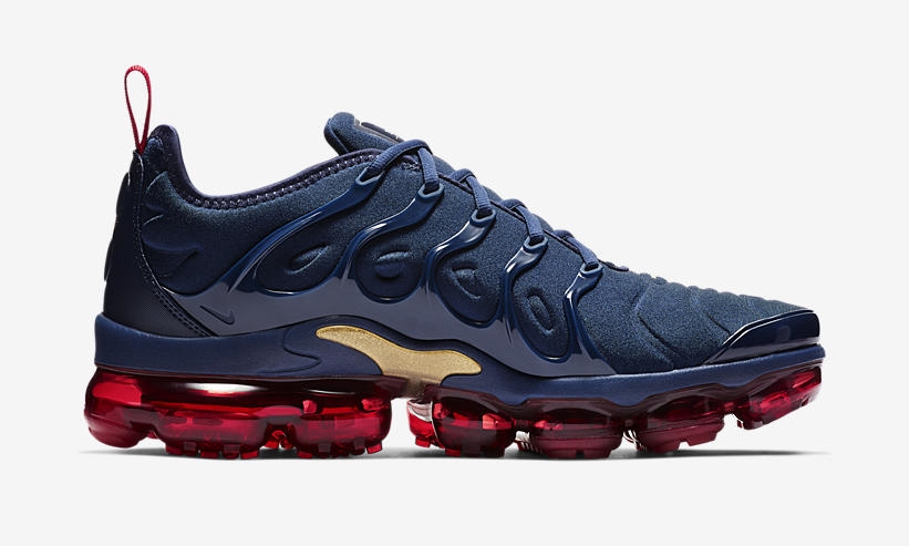 nike air vapormax plus midnight navy metallic gold