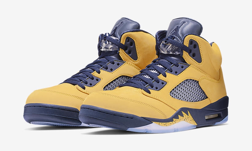 ナイキ エア ジョーダン 5 レトロ “アマリロ/カレッジネイビー” (NIKE AIR JORDAN V RETRO “Amarillo/College Navy”) [CQ9541-704]