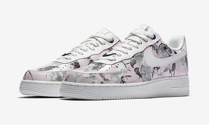 3/1発売！ナイキ ウィメンズ エア フォース 1 07 ロー LXX “フローラル” “サミットホワイト” (NIKE WMNS AIR FORCE 1 07 LOW LXX “Floral” “Summit White”) [AO1017-102]