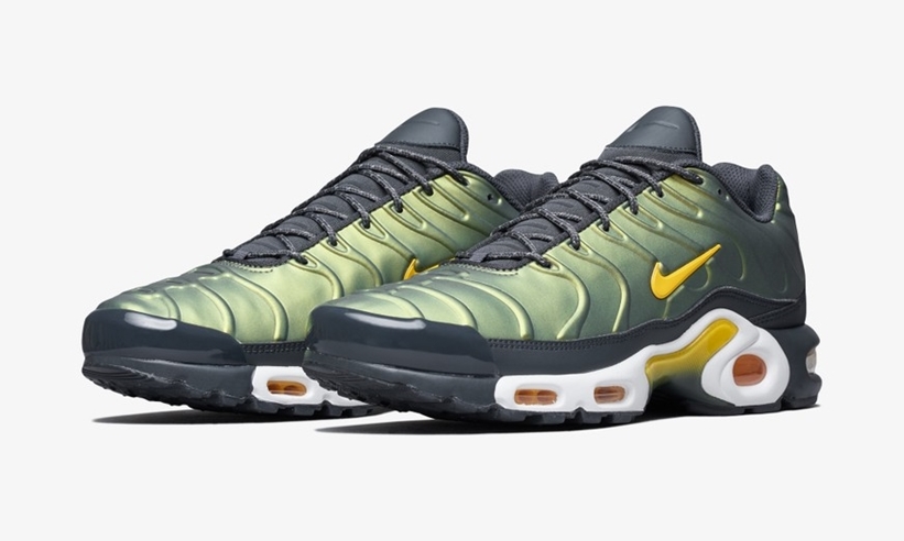 【オフィシャルイメージ】2/7発売！ナイキ エア マックス プラス SE “オーセンティック/アマリロ” (NIKE AIR MAX PLUS SE “Anthracite/Amarillo”) [AJ2013-005]