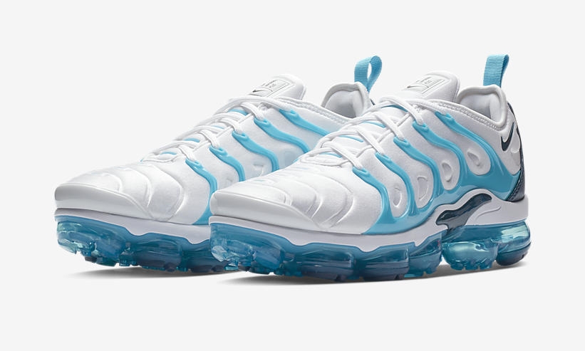 【オフィシャルイメージ】ナイキ エア ヴェイパーマックス プラス “ホワイト/ブルーフォースフューリー” (NIKE AIR VAPORMAX PLUS “White/Blue Force Fury”) [924453-104]