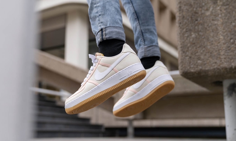 ナイキ エア フォース 1 07 ロー プレミアム “ライトクリーム/ホワイト” (NIKE AIR FORCE 1 07 LOW PREMIUM “Light Cream/White”) [CI9349-200]