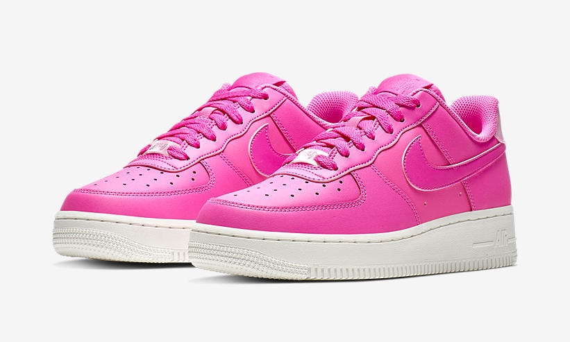 【オフィシャルイメージ】ナイキ ウィメンズ エア フォース 1 07 ロー エッセンシャル “レーザーフーシャ” (NIKE WMNS AIR FORCE 1 07 LOW ESSENTIAL “Laser Fuchsia”) [AO2132-600]