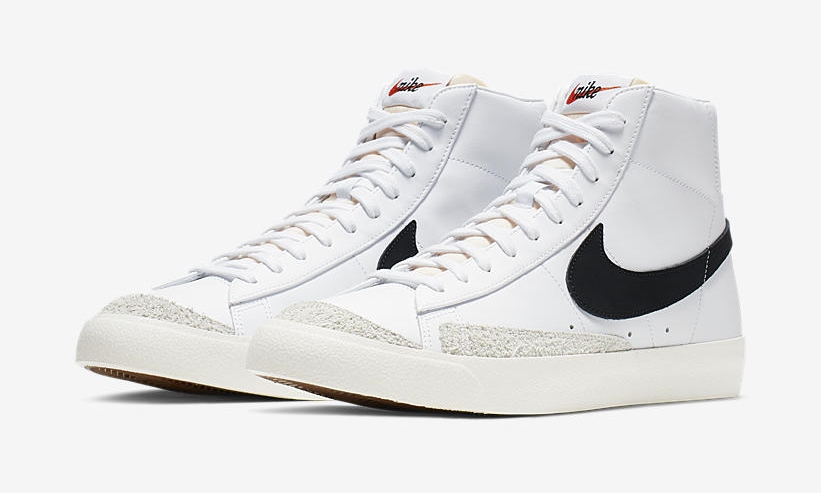 NIKE BLAZER MID VNTG 77 ヴィンテージ