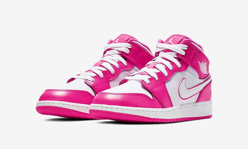 【オフィシャルイメージ】ナイキ GS エア ジョーダン 1 ミッド “ホワイト/ブラック/ハイパーピンク” (NIKE GS AIR JORDAN 1 MID “White/Black/Hyper Pink”) [555112-611]