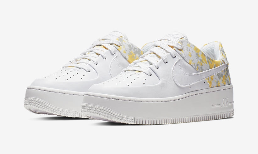 ナイキ ウィメンズ エア フォース 1 セージロー “ホワイト/レザーオレンジ” (NIKE WMNS AIR FORCE 1 SAGE LOW “White/Laser Orange”) [CI2673-100]