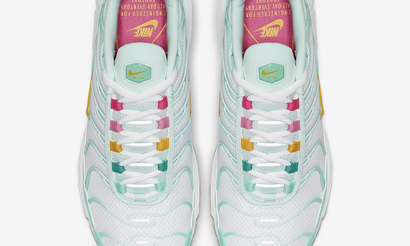 ナイキ ウィメンズ エア マックス プラス “ミントグリーン/ホワイト” (NIKE WMNS AIR MAX PLUS “Mint Green/White”) [CJ9925-300]