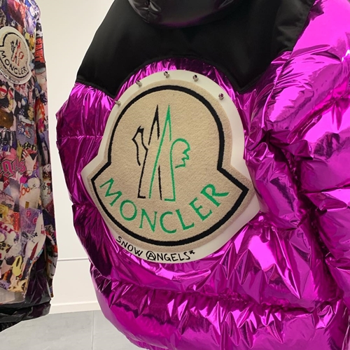 MONCLER × Palm Angels コラボコレクションの新たなシーズンを示唆するショットを発表 (モンクレール パーム エンジェルス
