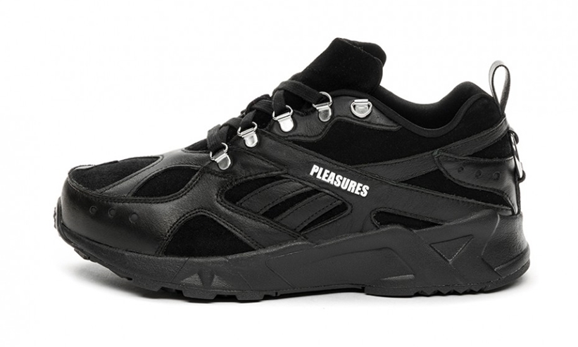 REEBOK x PLEASURES AZTREK "Black/White"が5/15発売 (リーボック プレジャーズ アズトレック "ブラック/ホワイト") [DV9922]