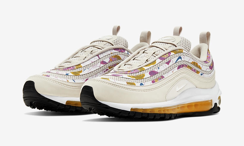 ナイキ ウィメンズ エア マックス 97 “フローラル” “ライトオールウッドブラウン/ホワイト” (NIKE WMNS AIR MAX 97 “Floral” “Light Orewood Brown/White”) [BV0129-101]