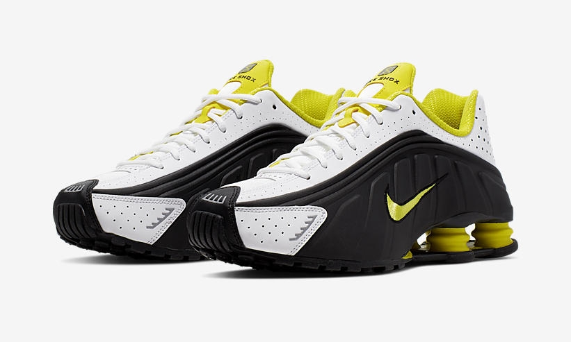 ナイキ ショックス R4 “ブラック/ダイナミックイエロー/ホワイト” (NIKE SHOX R4 “Black/Dynamic Yellow/White”) [104265-048]