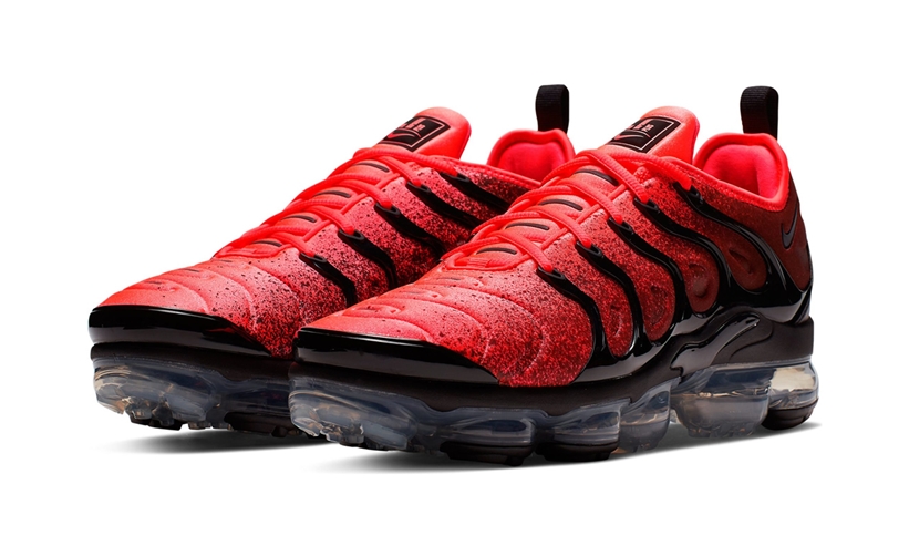 ナイキ エア ヴェイパーマックス プラス “ブラック/フラッシュクリムゾン” (NIKE AIR VAPORMAX PLUS “Black/Flash Crimson”) [CJ0642-001]