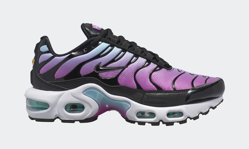 nike air max plus black and purple