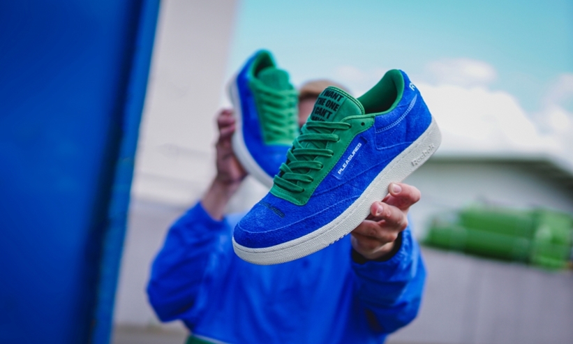 6/28発売！PLEASURES × REEBOK CLUB C 85 “Vital Blue/Green” (プレジャーズ リーボック クラブ C 85 “バイタルブルー/グリーン”) [DV9908]