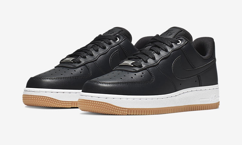 ナイキ ウィメンズ エア フォース 1 07 ロー プレミアム “オフノワール/メタリックシルバー” (NIKE WMNS AIR FORCE 1 07 LOW PREMIUM “Off Noir/Metallic Silver”) [896185-008]