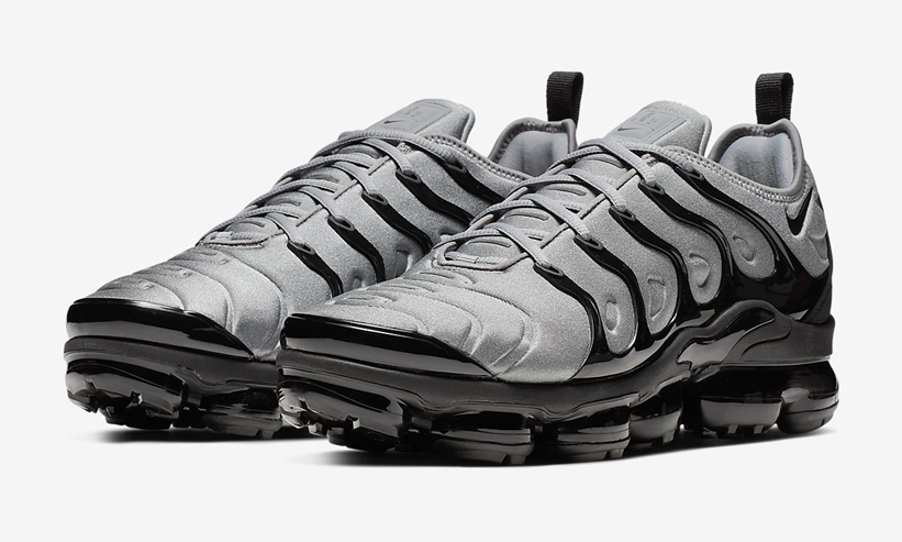 nike air vapormax plus grey black