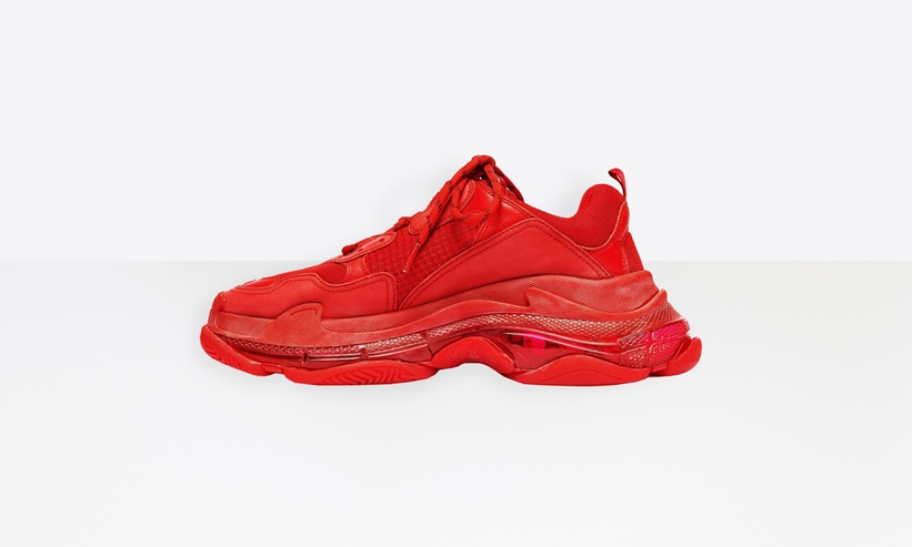 “Rouge/CLEAR SOLE”のBALENCIAGA Triple-s (バレンシアガ トリプル ソール “ルージュ” クリアソール)