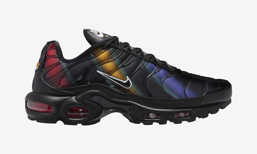 ナイキ エア マックス プラス SE “ブラック/フラッシュクリムゾン/キネティックグリーン” (NIKE AIR MAX PLUS SE “Black/Flash Crimson/Kinetic Green”) [918240-023]