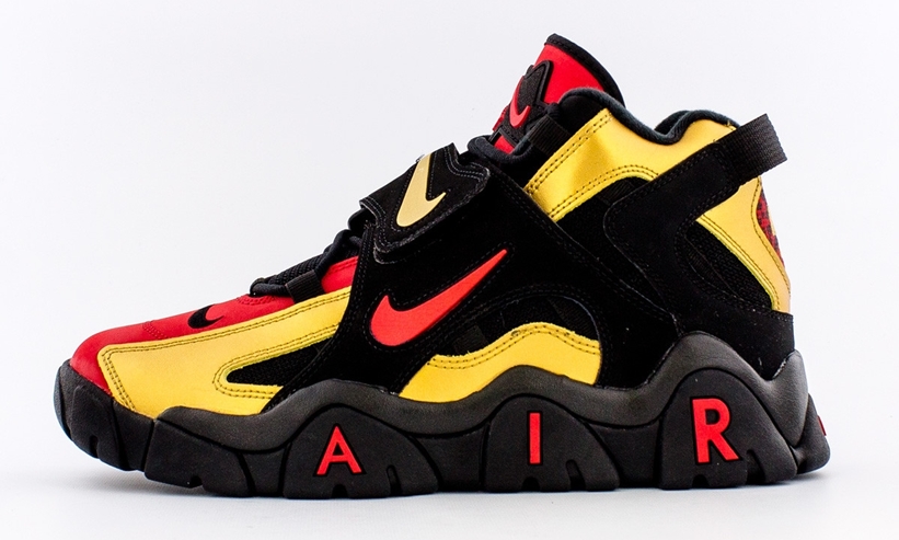 ナイキ エア バラージ ミッド “メタリックゴールド/ユニバーシティレッド” (NIKE AIR BARRAGE MID “Metallic Gold/University Red”) [CT1573-700]