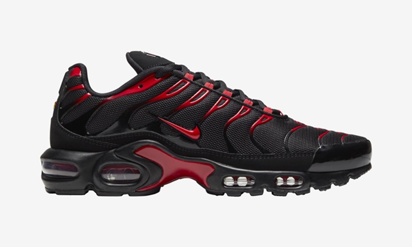 ナイキ エア マックス プラス “ブラック/レッド” (NIKE AIR MAX PLUS “Black/Red”) [CU4864-001]