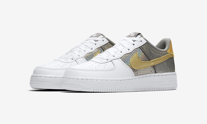 11/26発売！ナイキ GS エア フォース 1 ロー SE “ホワイト/メタリックゴールド/アンスラサイト” (NIKE GS AIR FORCE 1 LOW SE “White/Metallic Gold/Anthracite”) [CI3910-100]