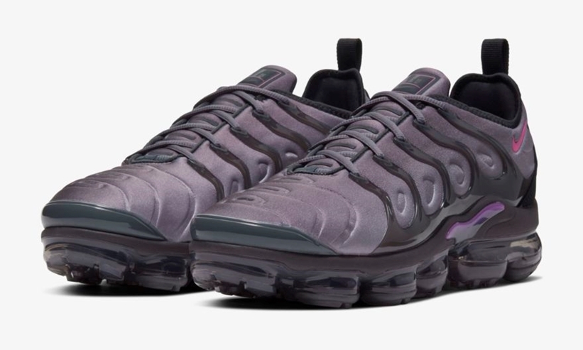 vapormax plus dark grey