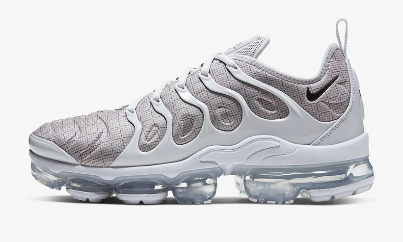 vapormax plus pure platinum