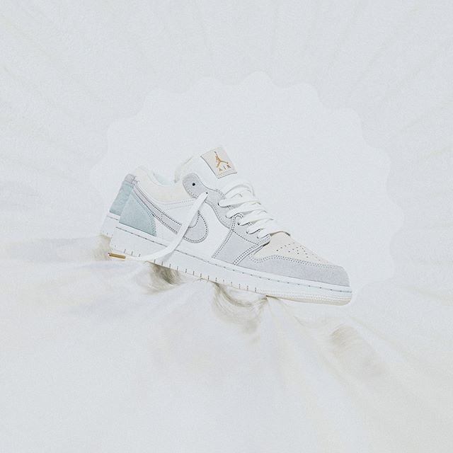 【2024年 7/27 リストック】ナイキ エア ジョーダン 1 ロー “パリ/ホワイト/スカイグレー” (NIKE AIR JORDAN 1 LOW “Paris/White/Sky Grey”) [CV3043-100]