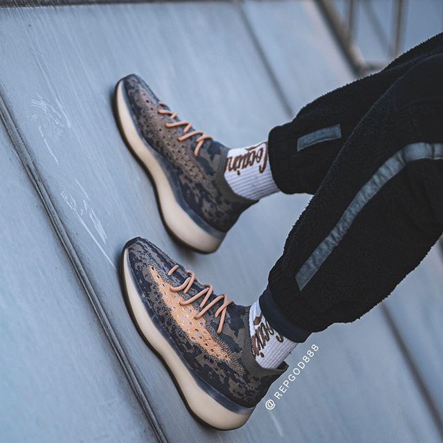 adidas Originals YEEZY BOOST 380