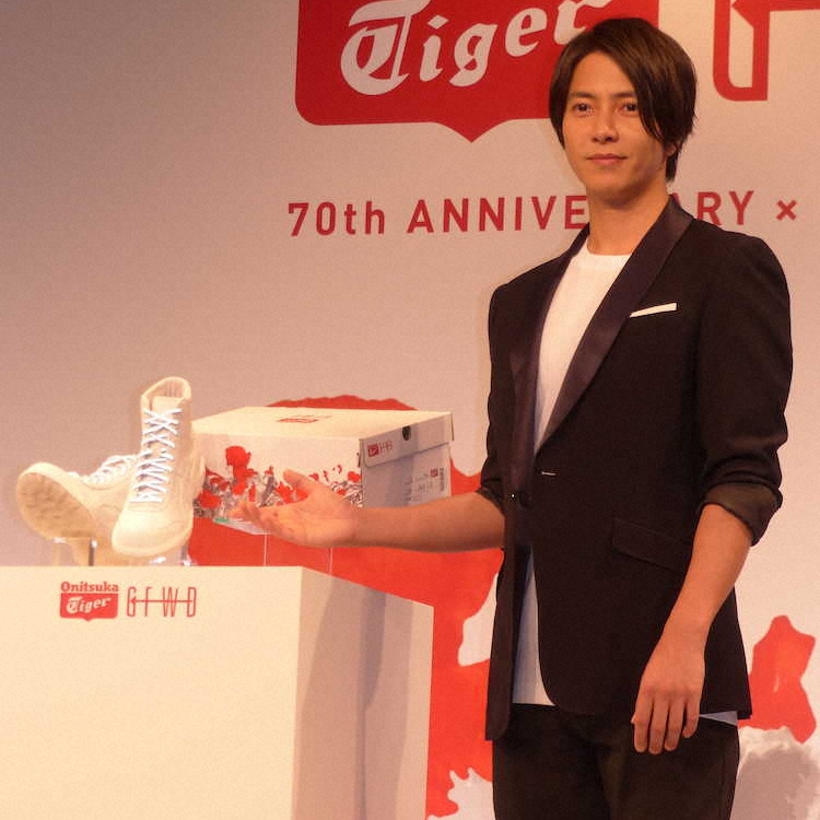 山下智久さん × オニツカタイガーとのコラボシューズが12/26発売 (Onitsuka Tiger)