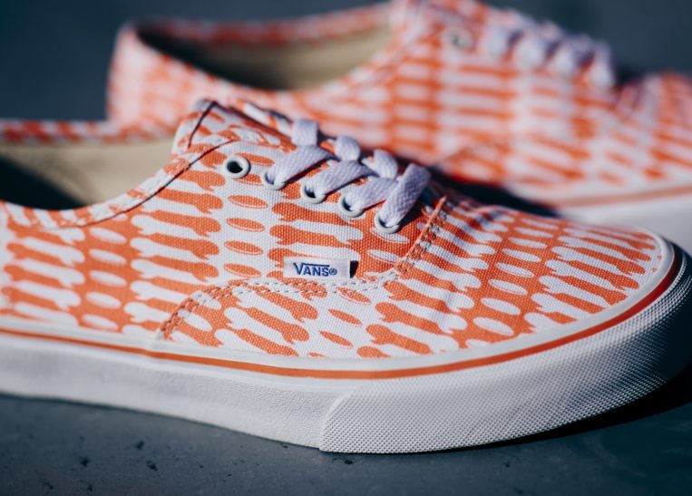 1/1発売！VANS AUTHENTIC ”FLYING DISC” (バンズ オーセンティック "フライングディスク")