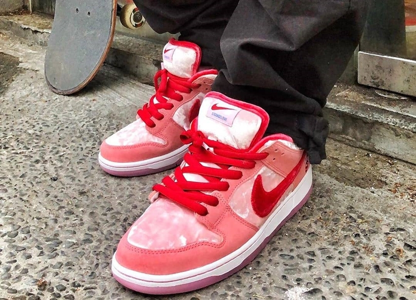 Nike SB Dunk Low Pro Strange Love 27.5cm