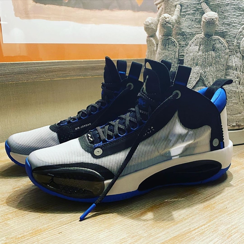 フラグメント × ナイキ エア ジョーダン 34 (FRAGMENT NIKE AIR JORDAN XXX4)