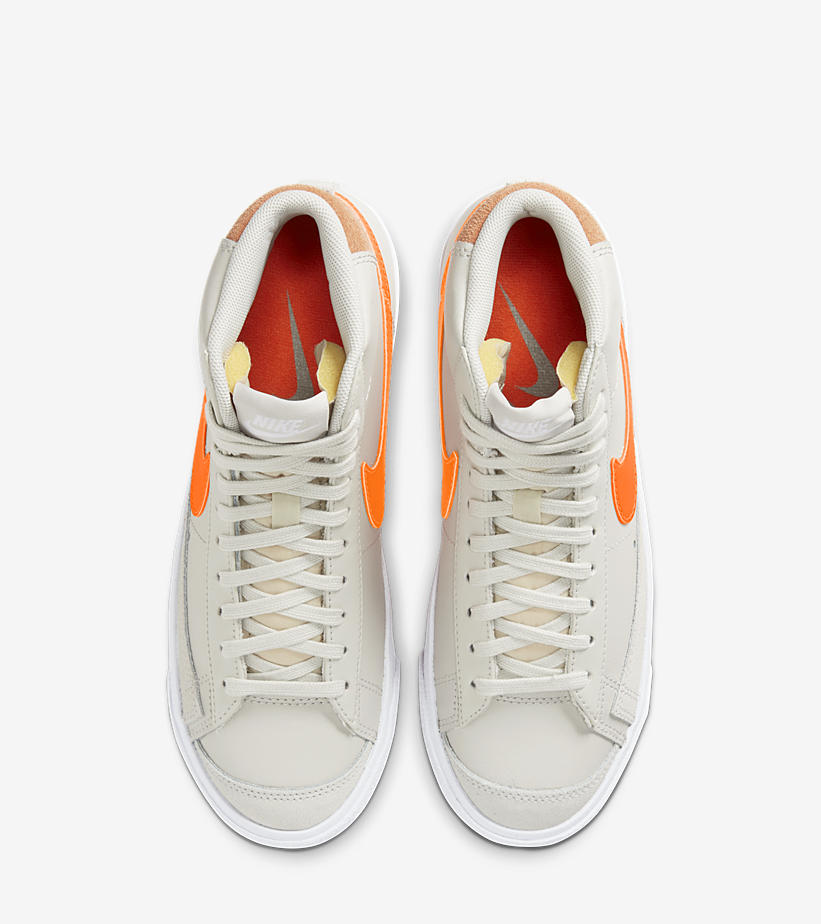 ナイキ ブレーザー ミッド 77 ビンテージ “ライトボーン/トータルオレンジ” (NIKE BLAZER MID 77 VINTAGE “Light Bone/Total Orange”) [CZ0461-001]