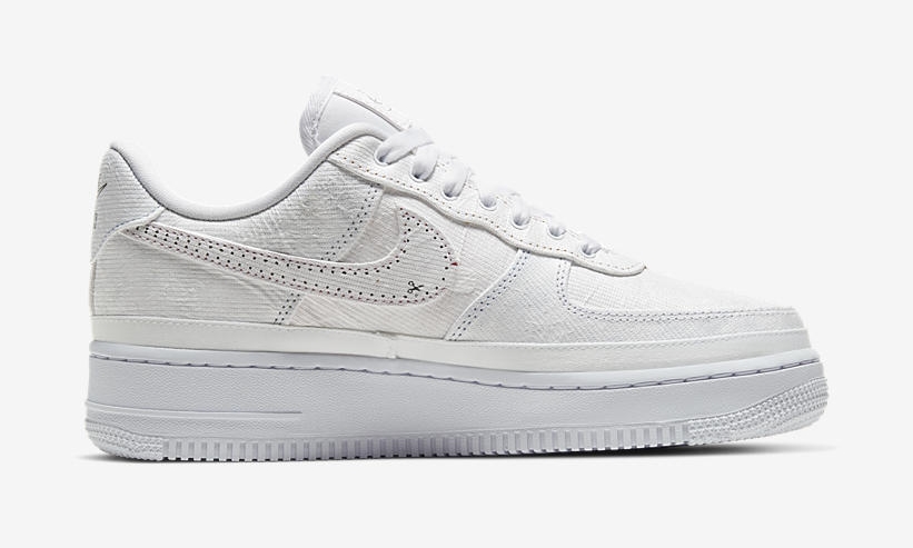 ナイキ エア フォース 1 07 ロー LX “ホワイト/マルチ” (NIKE AIR FORCE 1 07 LOW LX “White/Multi”) [CJ1650-101]