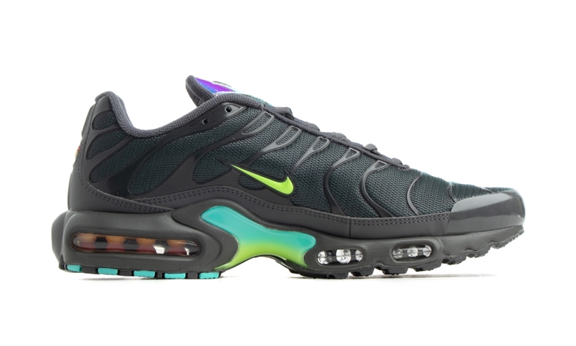 ナイキ エア マックス プラス “アイアングレー/ゴーストグリーン” (NIKE AIR MAX PLUS “Iron Grey/Ghost Green”) [CV1636-001]