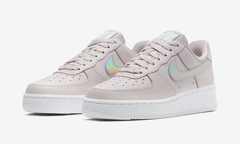 ナイキ ウィメンズ エア フォース 1 ロー “イリディセント” ホワイト/ピンク (NIKE WMNS AIR FORCE 1 LOW “IRIDESCENT” White/Pink) [CJ1646-100,600]