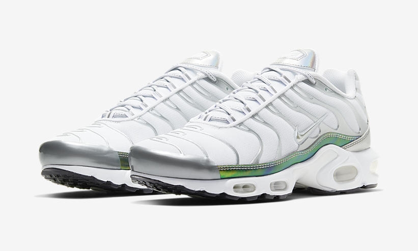 ナイキ エア マックス プラス "ホワイト/メタリックグリーン” (NIKE AIR MAX PLUS “White/Metallic Green”) [CW2646-100]