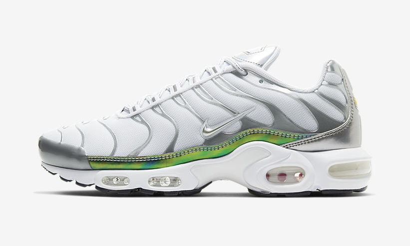 ナイキ エア マックス プラス “ホワイト/メタリックグリーン” (NIKE AIR MAX PLUS “White/Metallic Green”) [CW2646-100]