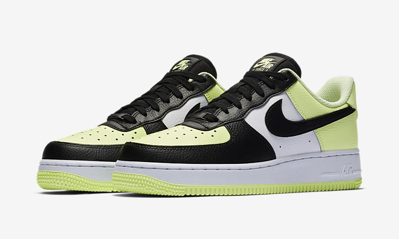 ナイキ エア フォース 1 ロー “バーレイボルト/ブラック/ホワイト” (NIKE AIR FORCE 1 LOW “Barely Volt/Black/White”) [CW2361-700]