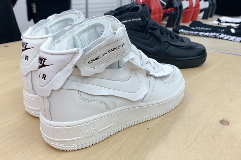 国内 10/31 発売！COMME des GARCONS × NIKE AIR FORCE 1 MID (コム デ ギャルソン ナイキ エア フォース 1 ミッド) [DC3601-001/DC3601-100]